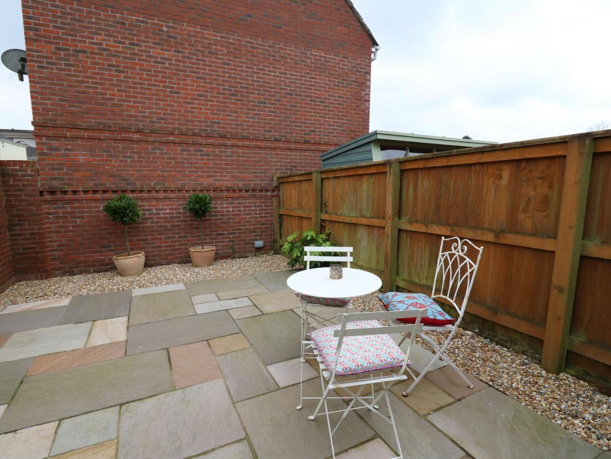 6 Erwr Brenhinoedd Villa Ammanford Exterior foto